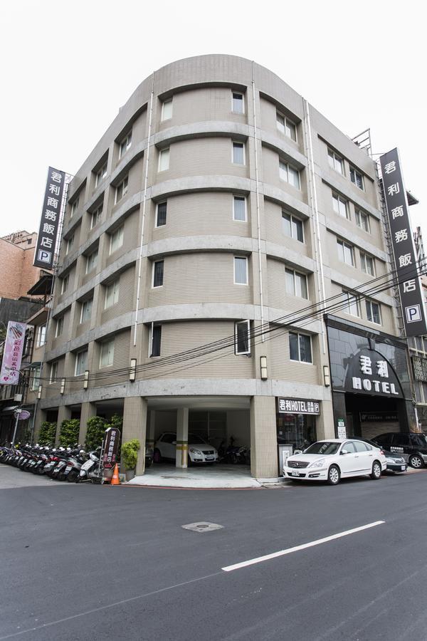 Banciao Junli Hotel מראה חיצוני תמונה