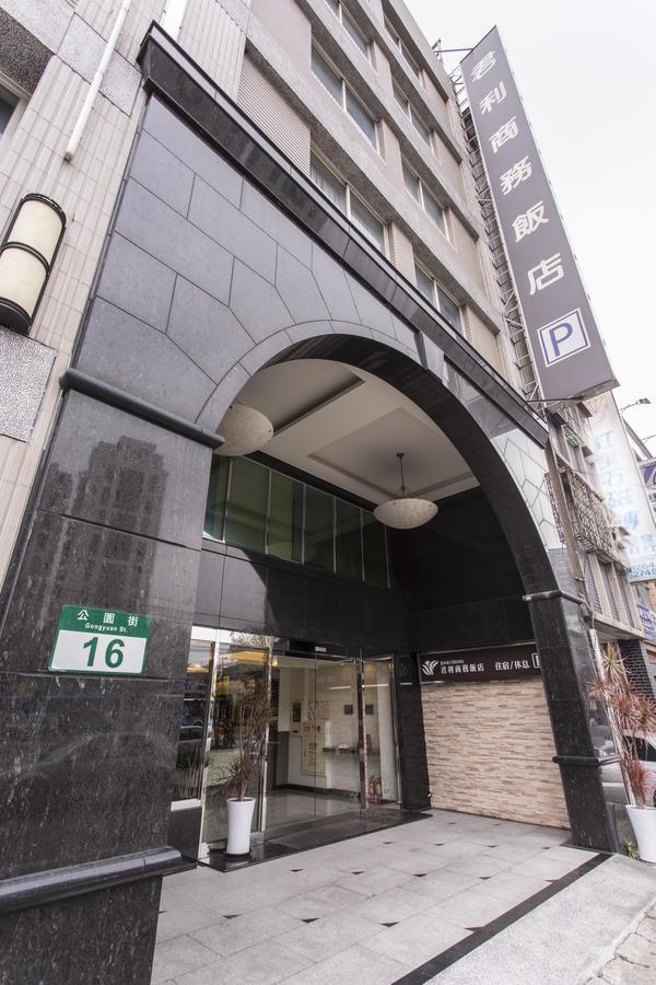 Banciao Junli Hotel מראה חיצוני תמונה